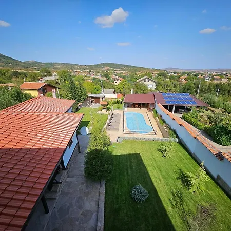 Toplika Country house