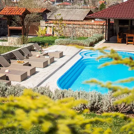 Country house Toplika